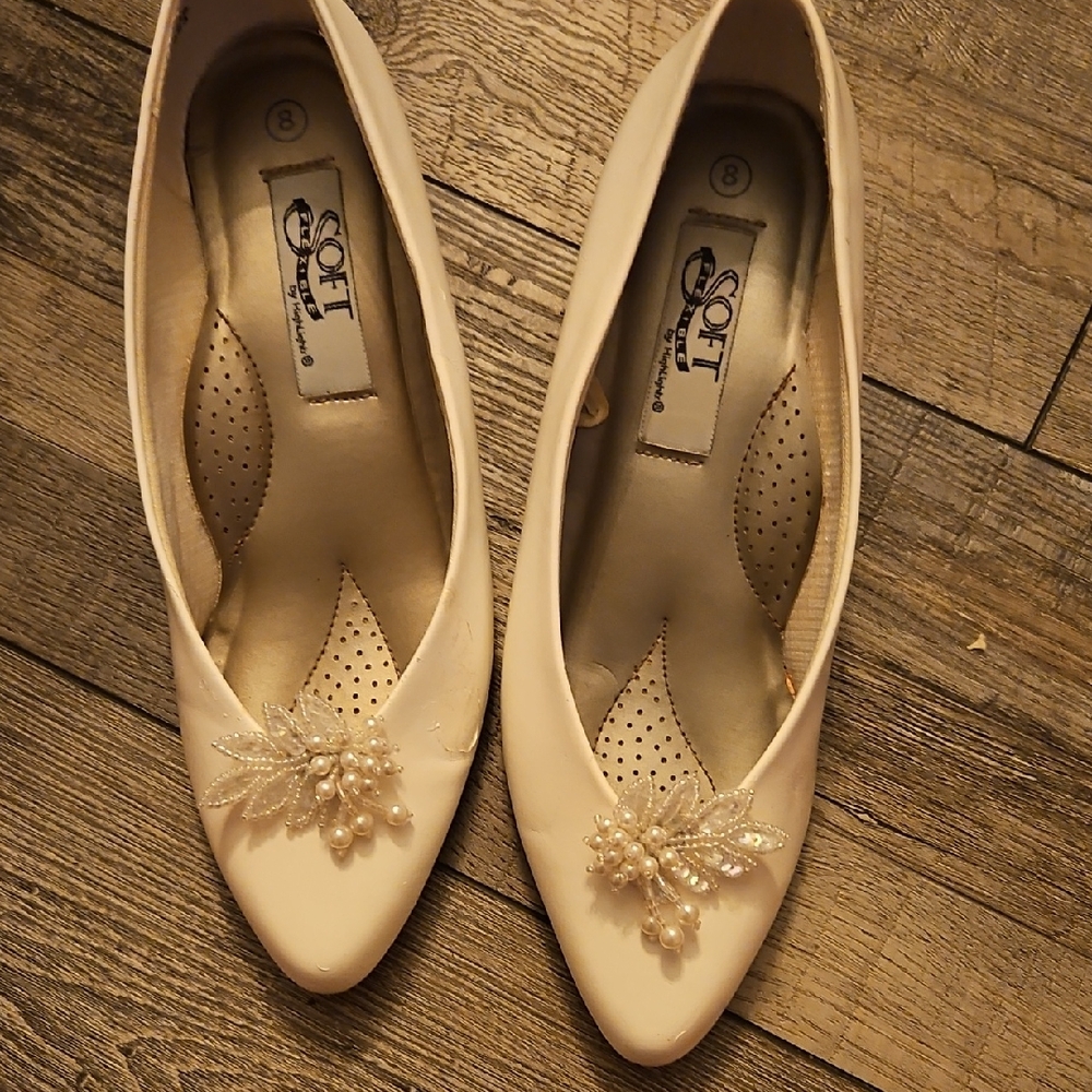 Soft Style White Embellished Women's Shoes. Soft Flexible By HighLight